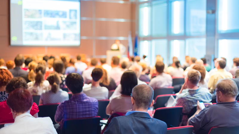 Best Guest Speakers for Conferences & Seminars